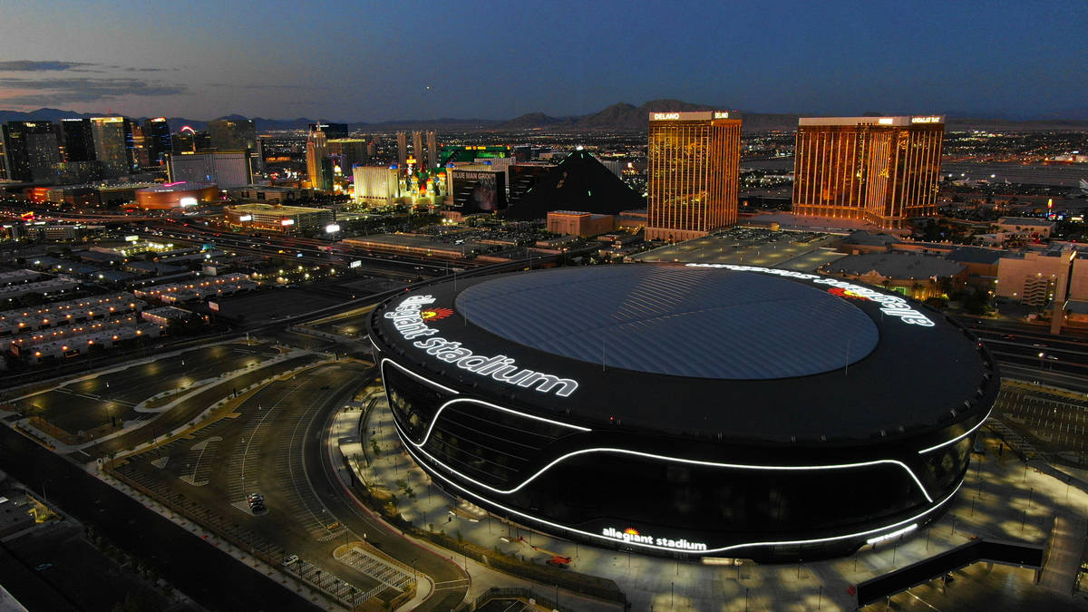 Vista aérea del Allegiant Stadium el viernes, 31 de julio de 2020, en Las Vegas. (Michael Quin ...