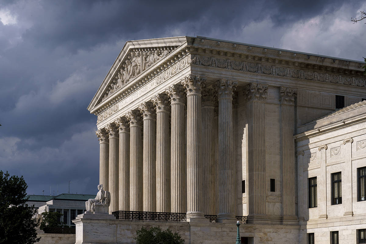 En esta foto del 8 de junio de 2021, se ve el Tribunal Supremo en Washington. (AP Photo/J. Scot ...