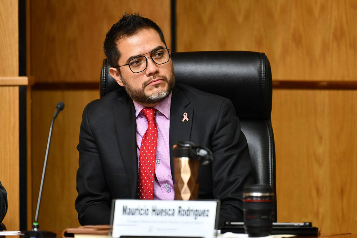 El consejero del Instituto Electoral de la Ciudad de México (IECM), Mauricio Huesca Rodríguez ...