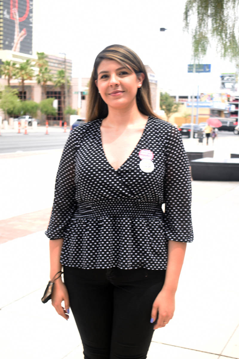 Cecilia Díaz, de Arriba Las Vegas Workers Center, explicó la importancia de la protesta para ...