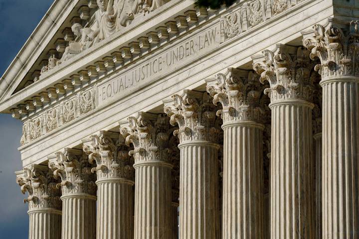 Esta foto de archivo del 8 de junio de 2021 muestra el Tribunal Supremo en Washington. (AP Phot ...