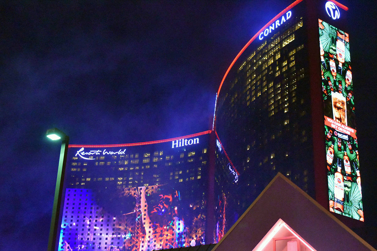 Vista de Resorts World Las Vegas. El jueves 24 de junio de 2021 en el Strip. [Foto Karina Múñ ...