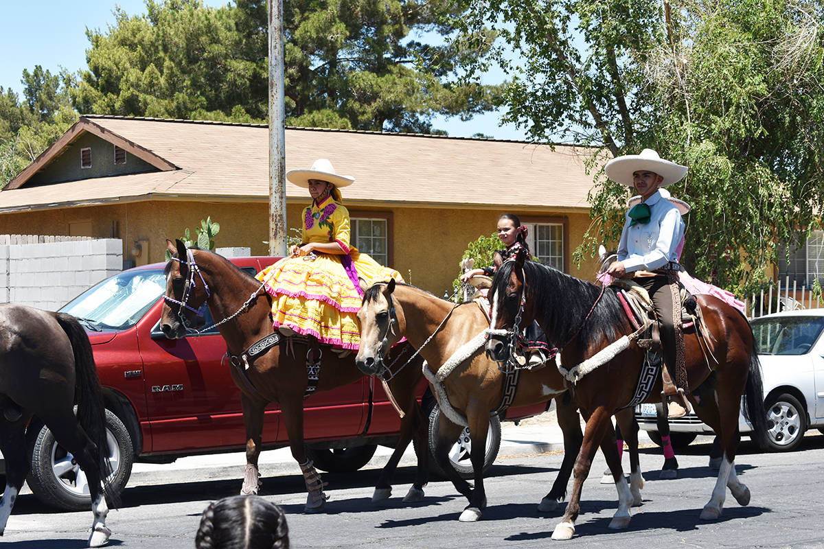 El “Día del Zacatecano” comenzó con una cabalgata realizada por las calles del noreste de ...