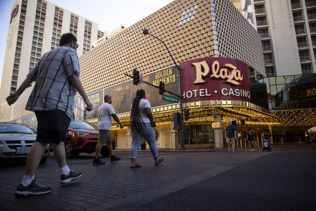 El hotel-casino Plaza en Las Vegas, el jueves 1º de julio de 2021. (Erik Verduzco / Las Vegas ...