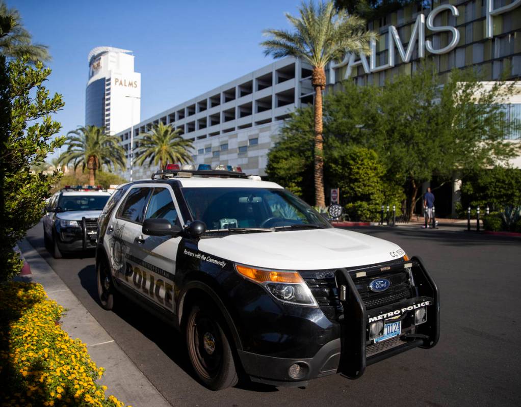 La policía de Las Vegas investiga después de que dos mujeres fueran encontradas muertas tras ...
