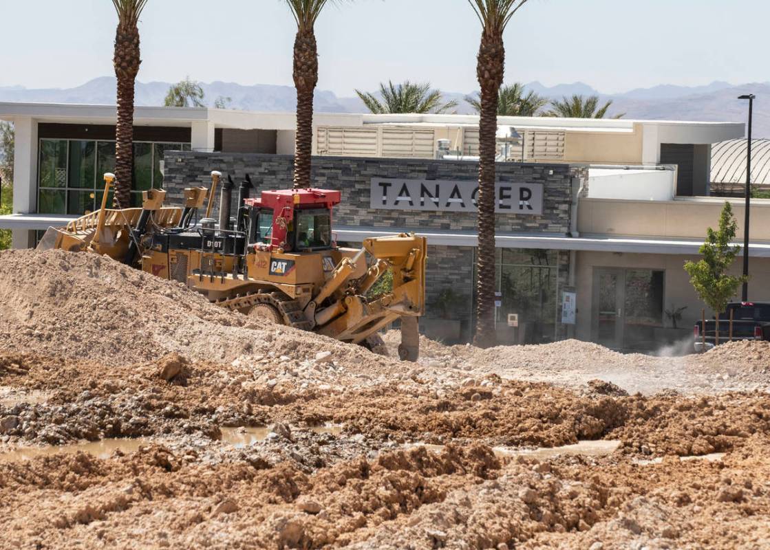 Ya están en marcha las obras de construcción de un nuevo edificio de oficinas junto a Las Veg ...