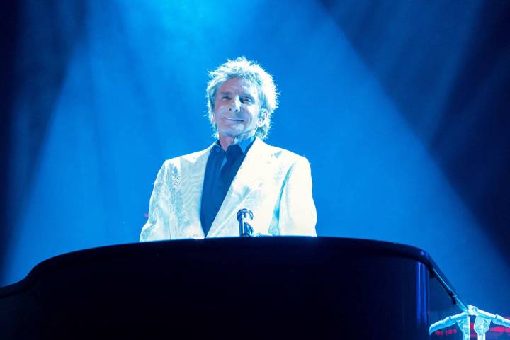 Barry Manilow. (Cashman Photo)