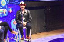 El guitarrista mexicano, Carlos Santana, habló con El Tiempo, en exclusiva, sobre el regreso d ...