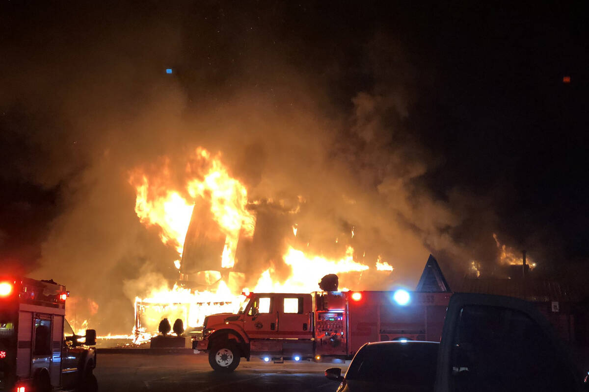 Un incendio causó daños en el Mount Charleston en la madrugada del viernes 17 de septiembre d ...