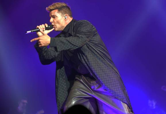 Ricky Martin complació a su público interpretando temas en inglés y español. El sábado 25 ...