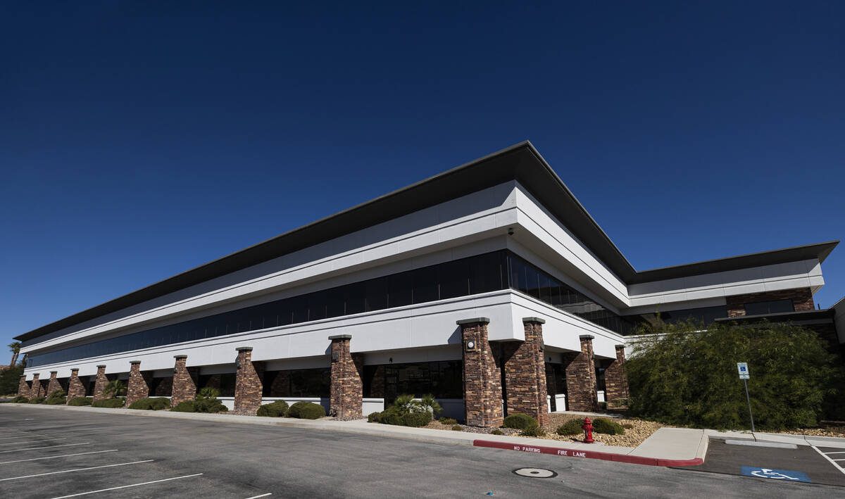 Edificios de oficinas recientemente adquiridos por Las Vegas Sands Corp. en South Durango Drive ...