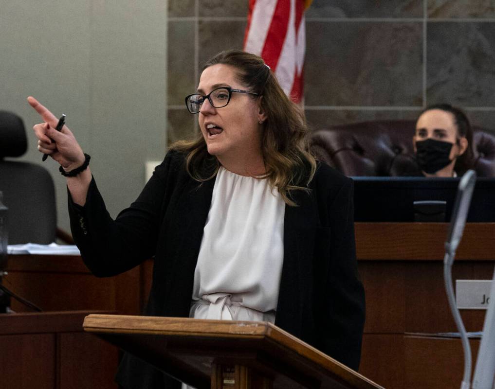 La abogada defensora Betsy Allen presenta sus argumentos de cierre para la fase de sentencia de ...
