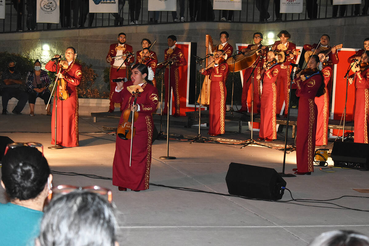 El evento “Noche de Mariachi”, estelarizado por estudiantes del CCSD, volvió a realizarse ...