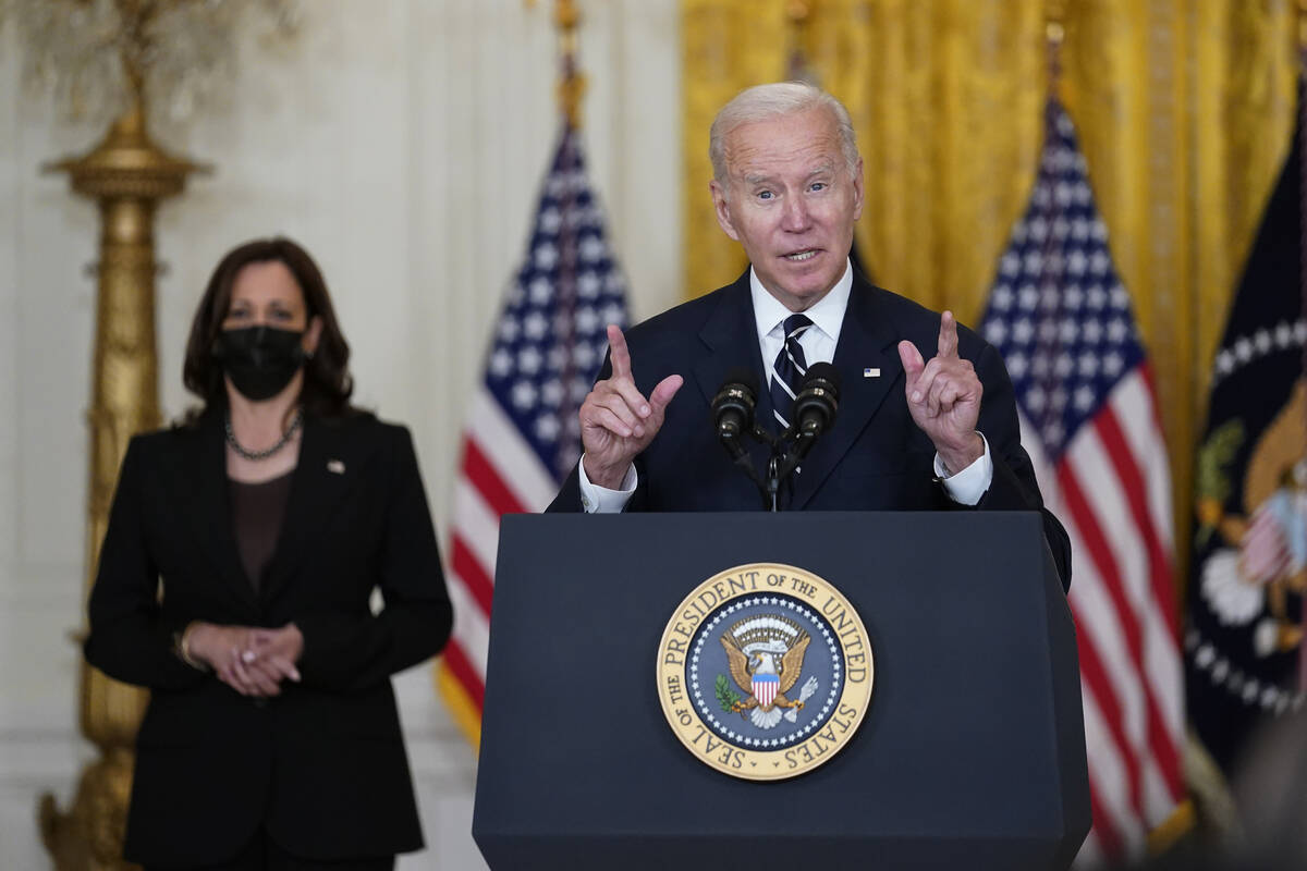 El presidente Joe Biden habla sobre su agenda doméstica desde la Sala Este de la Casa Blanca e ...