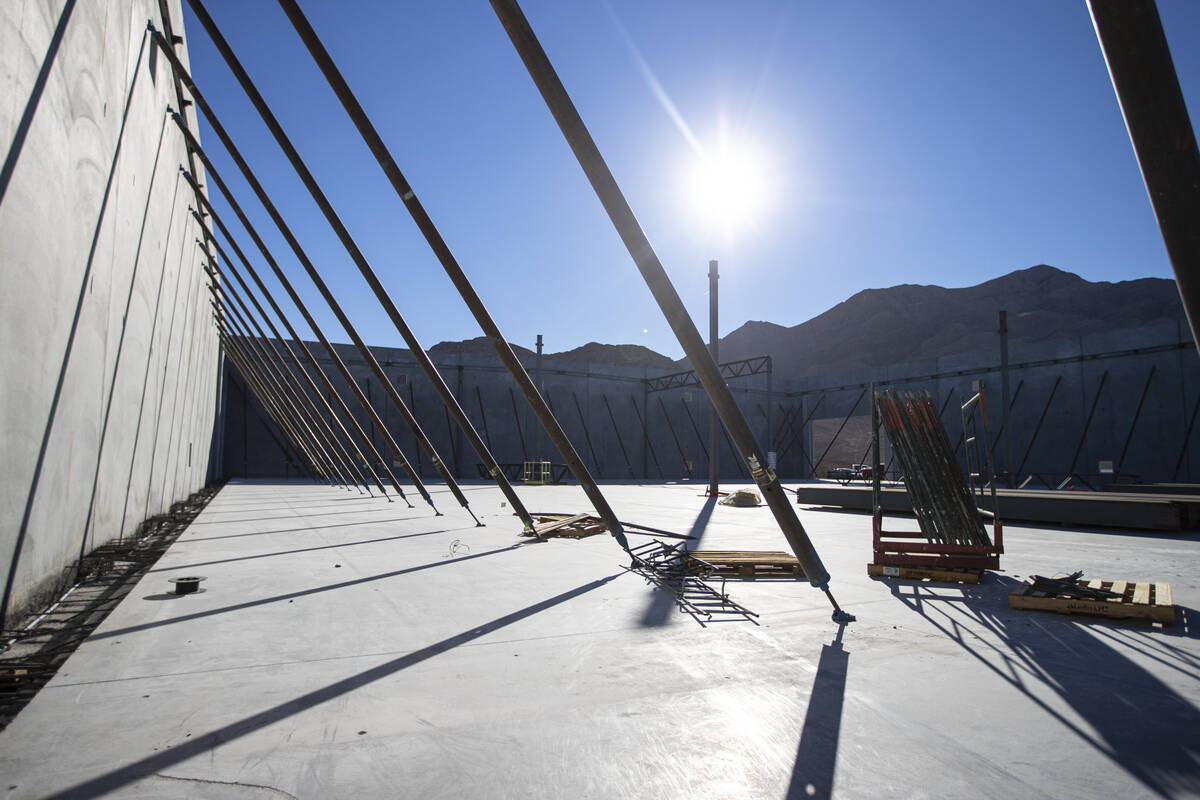 La construcción del segundo edificio del Reality Based Training Center en Las Vegas continúa ...