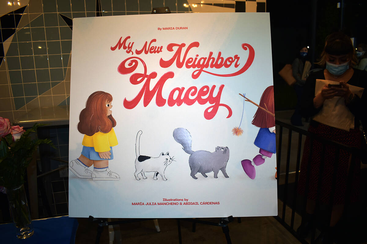 “Mi nueva vecina Macey” se titula el libro publicado por la joven ecuatoriana María Durán ...