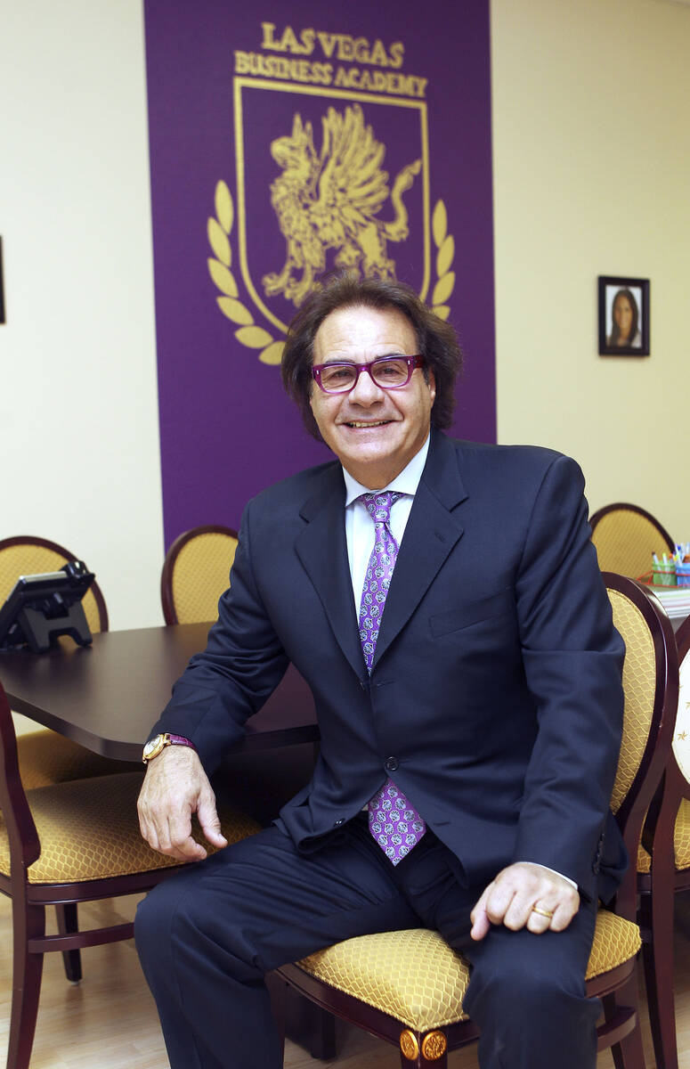Rino Armeni posa en su negocio, Las Vegas Business Academy en 2013. (Las Vegas Review-Journal)