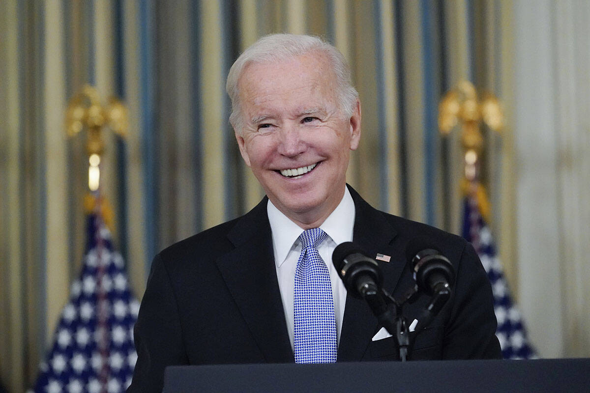 El presidente Joe Biden habla sobre el proyecto de ley bipartidista de infraestructuras en el S ...