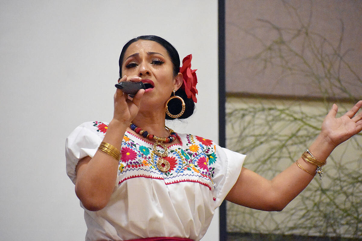 La Revolución Mexicana se originó el 20 de noviembre de 1910. En la foto, la cantante Saray L ...