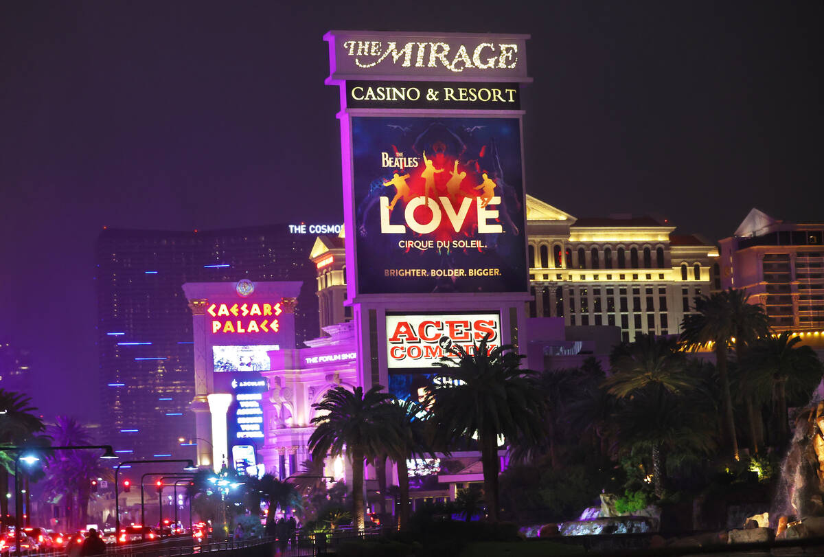The Mirage el martes 14 de diciembre de 2021, en Las Vegas. (Benjamin Hager/Las Vegas Review-Jo ...