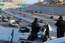 La policía monitorea constantemente en las calles e interestatales de Las Vegas que los conduc ...