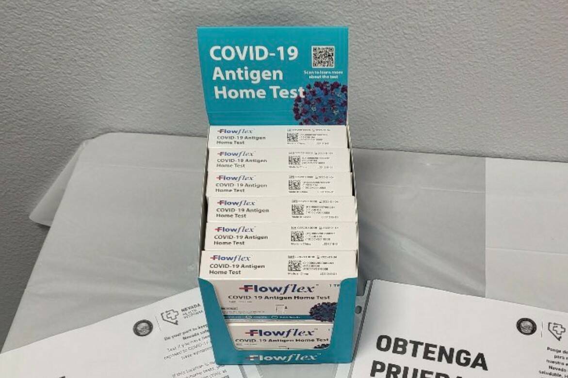 Kits de pruebas rápidas COVID-19 (@GovSisolak en Twitter)