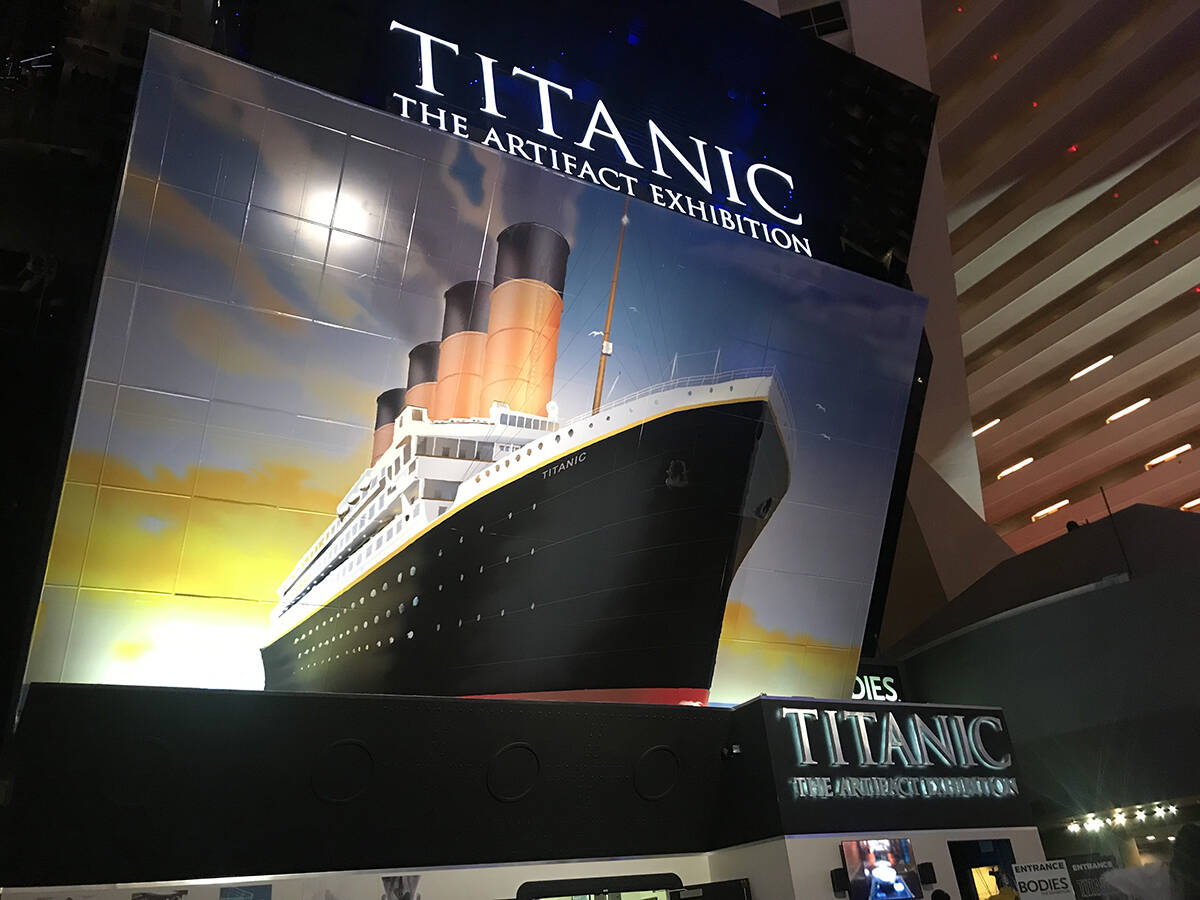 Exterior de “Titanic: The Artifact Exhibition”. Miércoles 13 de abril de 2022 en Luxor Hot ...