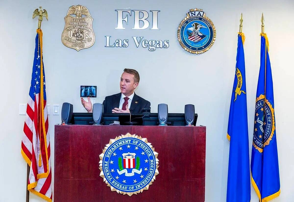 El nuevo agente especial a cargo, Spencer Evans, de la oficina de Nevada del FBI, durante una r ...
