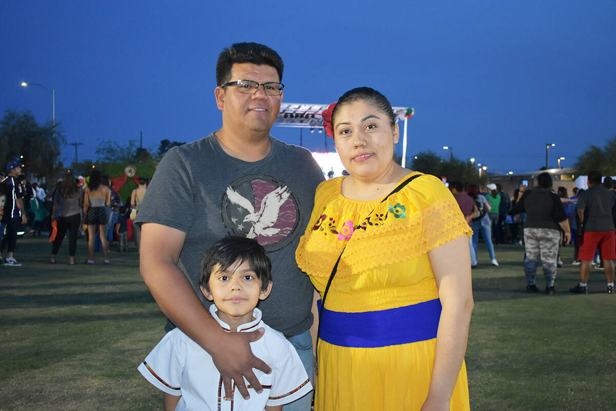 Salvador Ávila disfrutó junto a su familia del evento oficial por el “Cinco de Mayo” orga ...