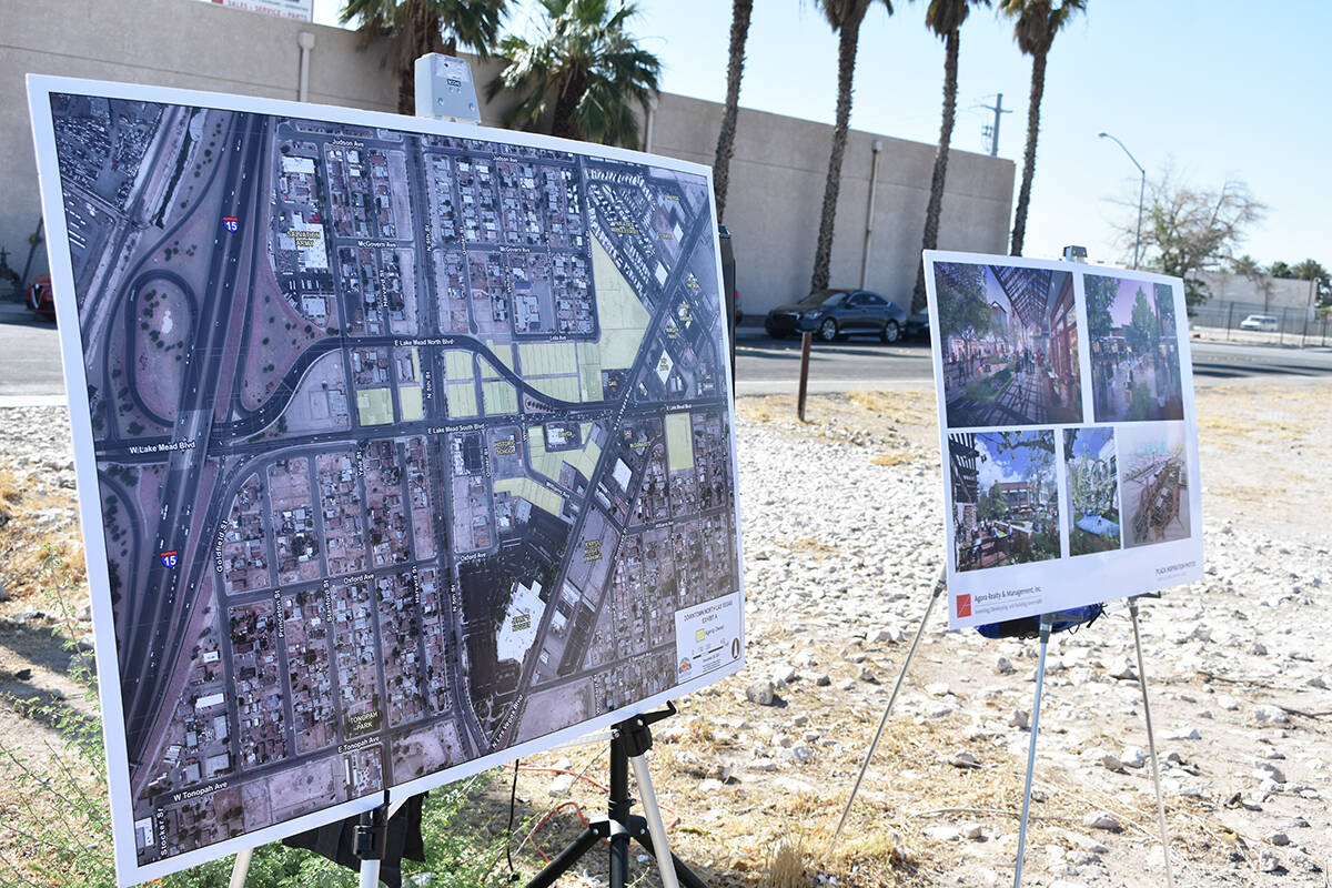 Un cartel muestra parte de los planes de remodelación en el centro de North Las Vegas. Martes ...