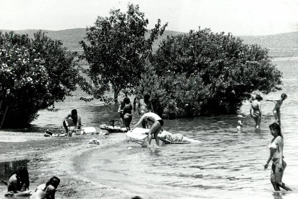 Escena en Boulder Beach en el Lago Mead el 22 de julio de 1983. (Las Vegas Review-Journal)