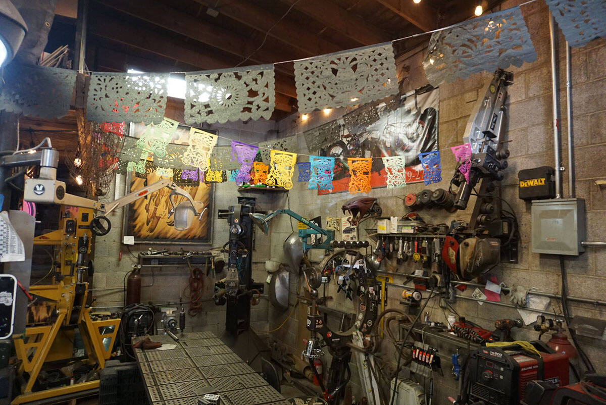 El establecimiento “Sosa Metalworks”, propiedad de Cristian Sosa (no en la foto), cuenta co ...