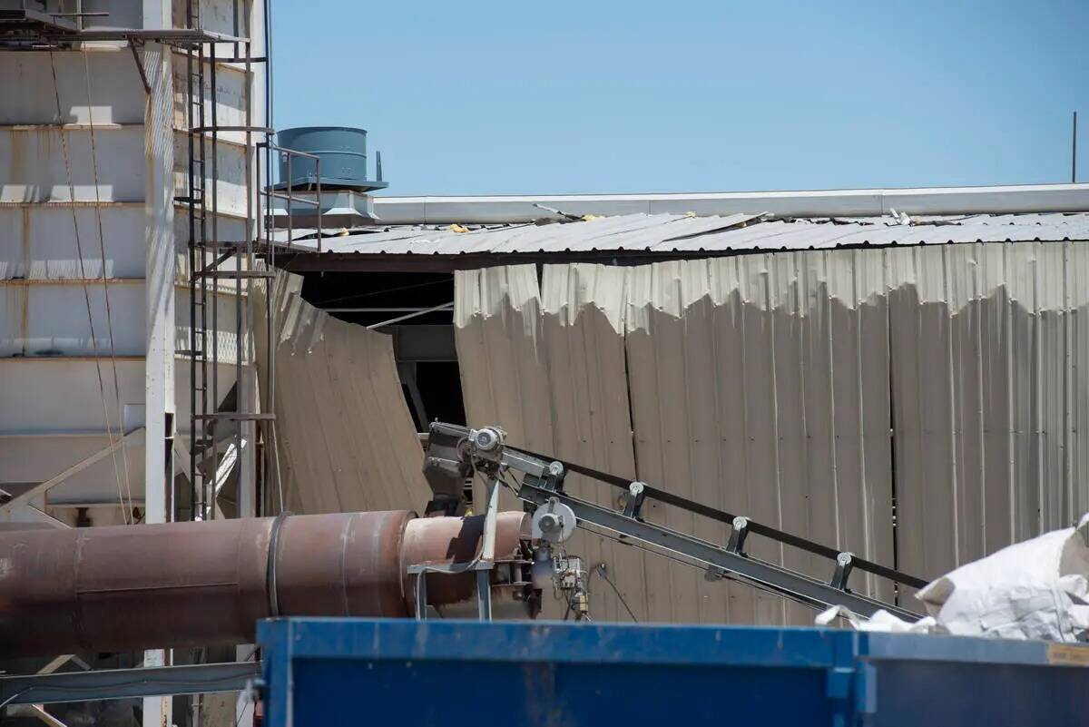 El edificio de Armorock Polymer Concrete después de una explosión en las instalaciones que hi ...