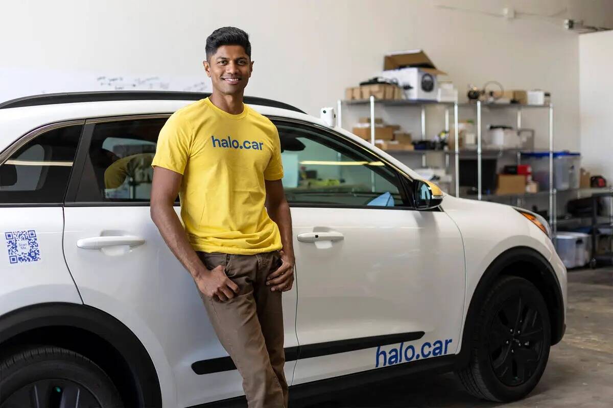 Anand Nandakumar, fundador y director ejecutivo del servicio de renta de autos sin conductor Ha ...