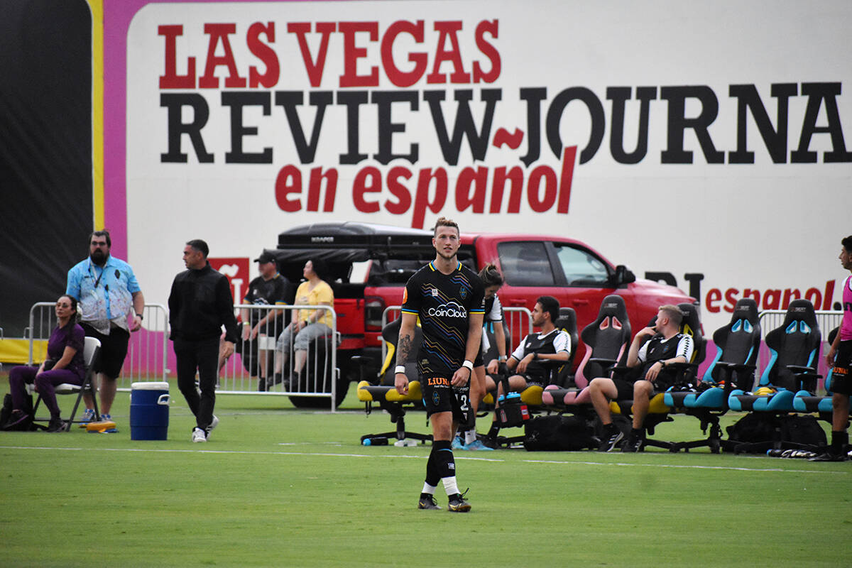 Las Vegas Review-Journal en Español tiene un nuevo espectacular en el estadio; es el primer ju ...