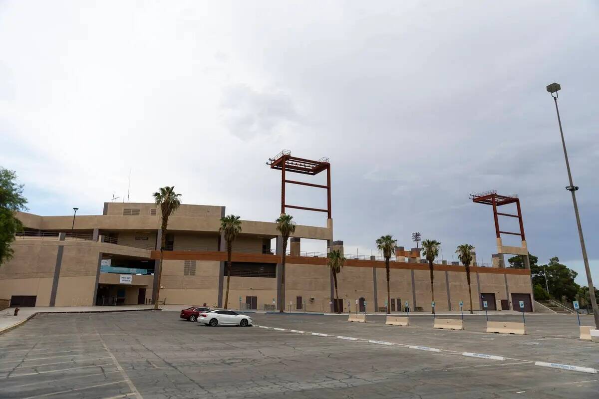 El exterior del complejo Cashman Center en Las Vegas, el lunes 1º de agosto de 2022. (Erik Ver ...