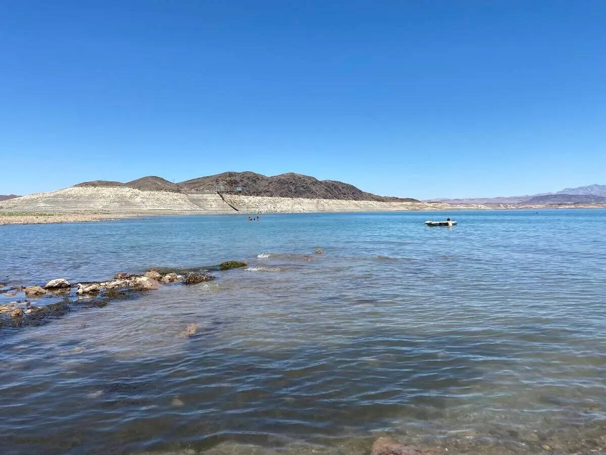 Swim Beach en el Lake Mead National Recreation el domingo 7 de agosto de 2022, un día después ...