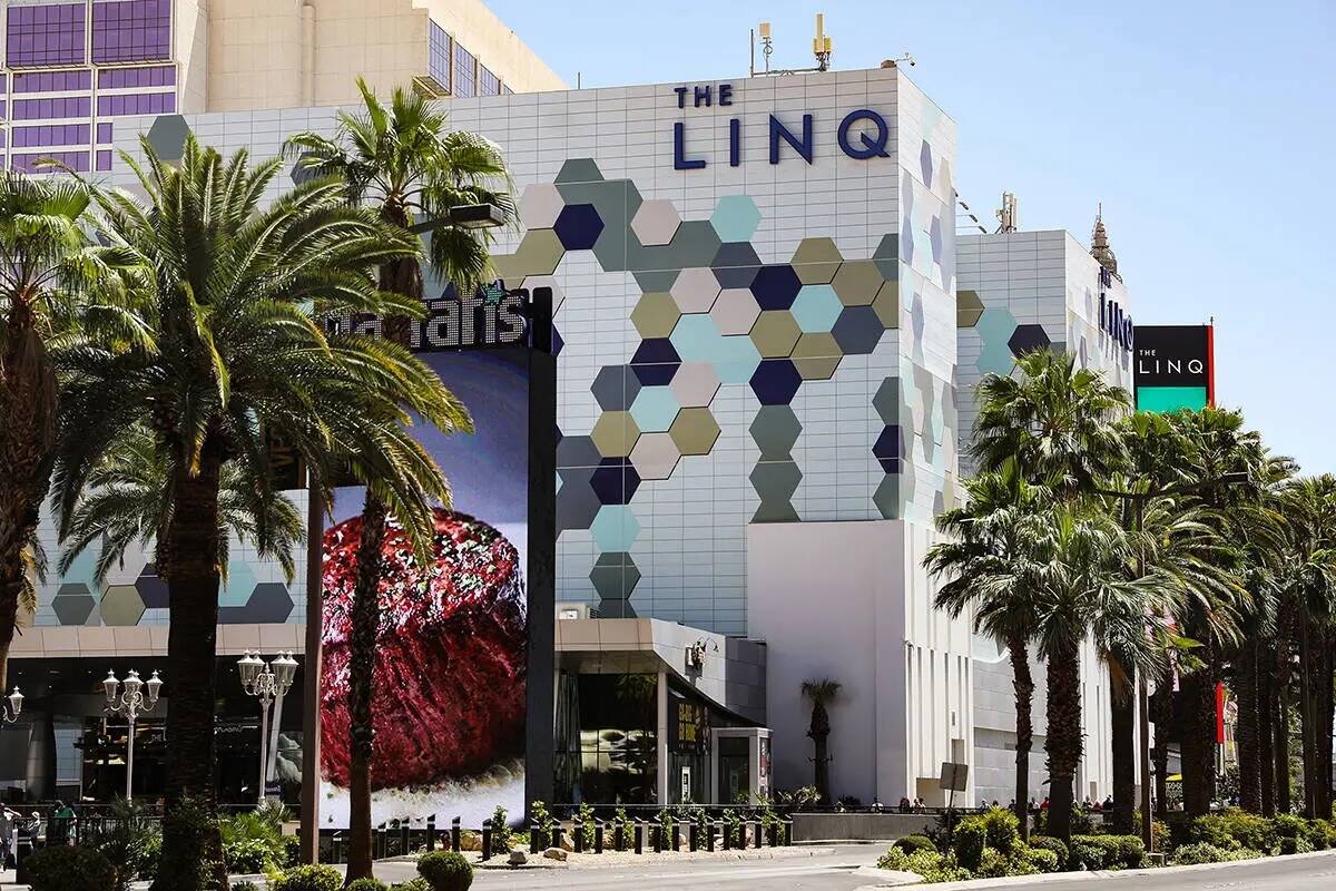 El Hotel Linq en el Strip de Las Vegas, el lunes 3 de mayo de 2021. (Rachel Aston/Las Vegas Rev ...