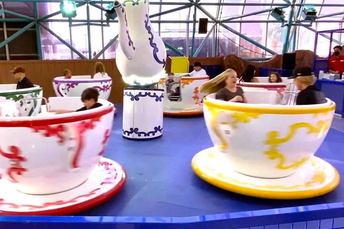 Twistin Tea Cups en el parque de atracciones The Adventuredome en Circus Circus. (Circus Circus)