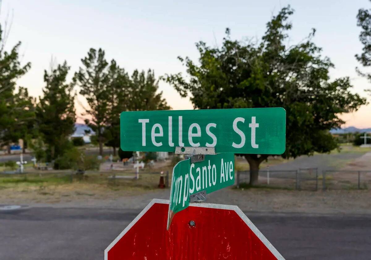Telles Street recorre tres cuadras en la comunidad de La Unión al norte de El Paso el jueves 1 ...