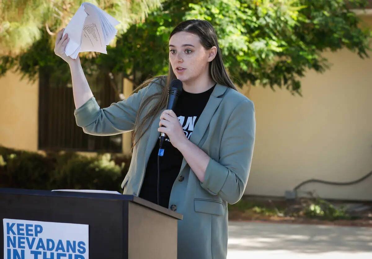 Cassie Charles, directora de campaña de PLAN Action, habla durante una conferencia de prensa c ...