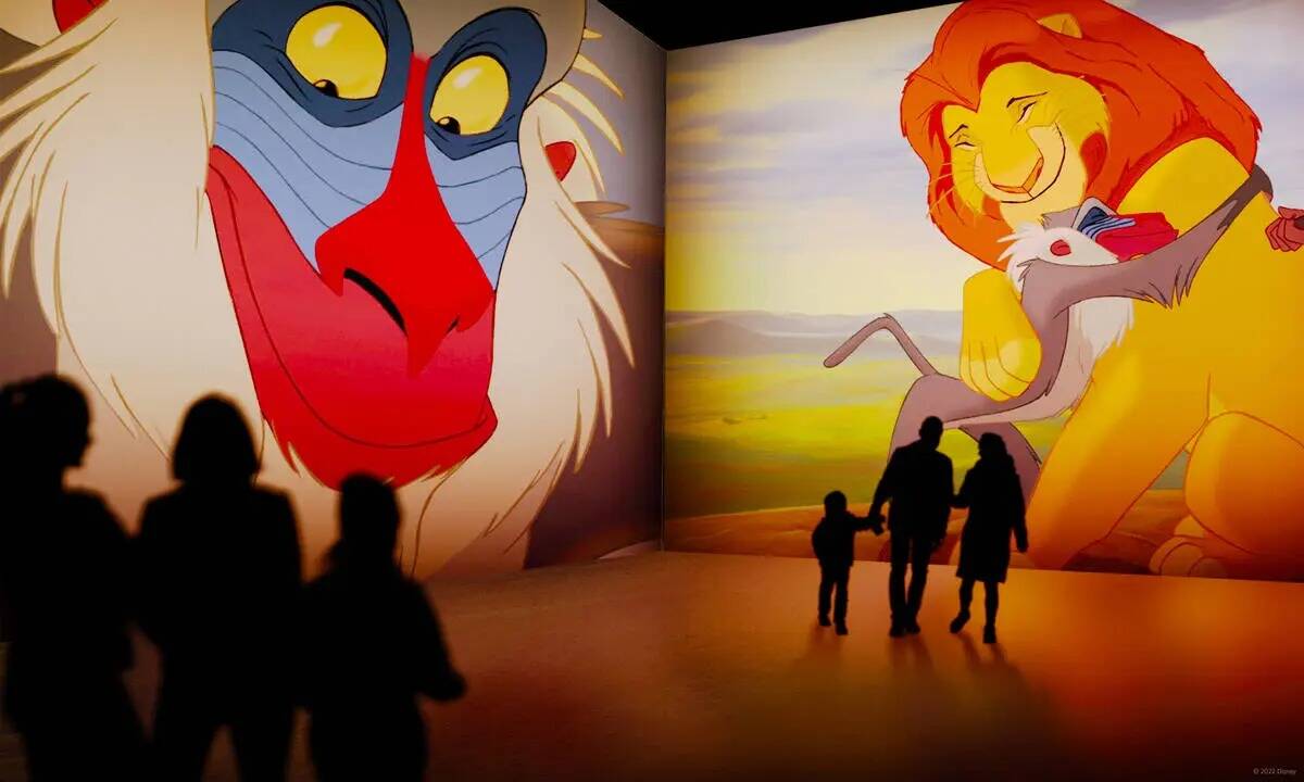 Un vistazo a la muestra de Disney Animation/Lighthouse Immersive Experience de "The Lion King". ...