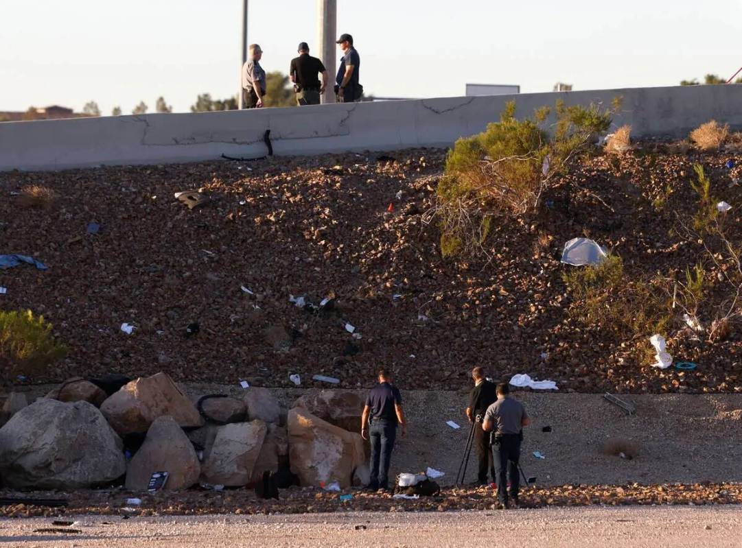 La policía de Las Vegas investiga un accidente mortal en la cuadra 8300 de West Charleston Bou ...