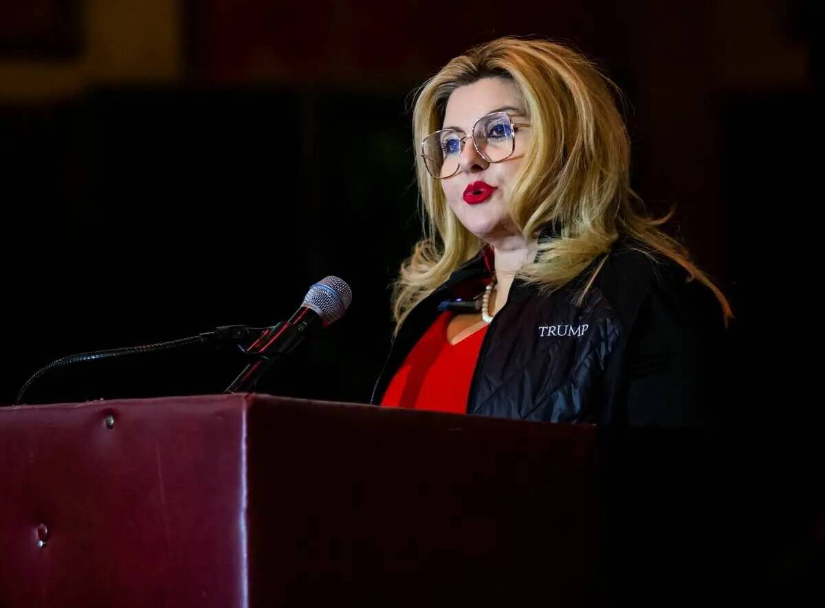 La concejal de Las Vegas Michele Fiore anuncia su campaña a la gobernación en Italian America ...