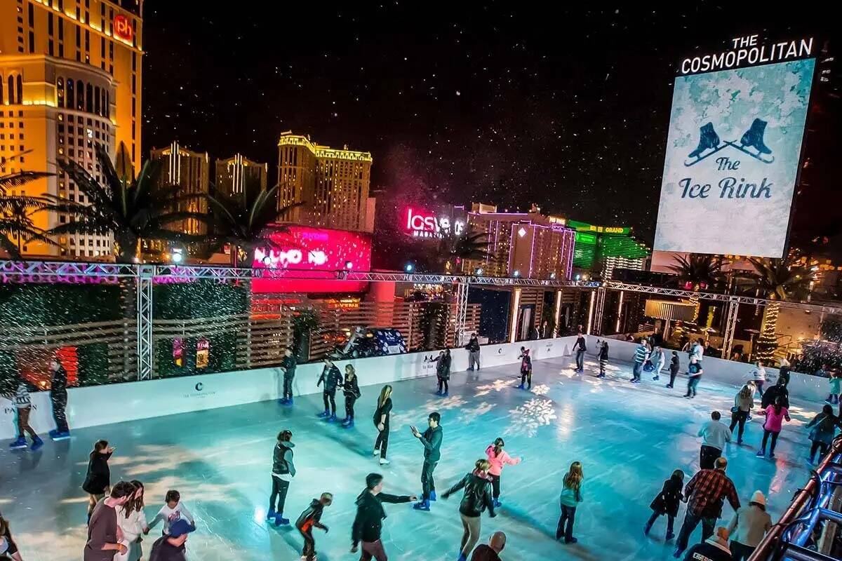 La pista de patinaje sobre hielo de The Cosmopolitan of Las Vegas, que reabre en noviembre en e ...