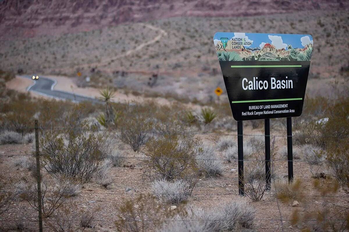 La entrada a la zona de Calico Basin junto a la Ruta Estatal 159 en Las Vegas el sábado 29 de ...