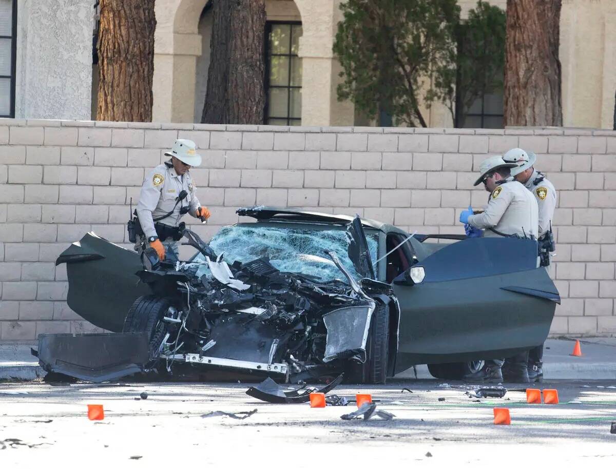El Departamento de Policía Metropolitana de Las Vegas investiga un accidente mortal cerca de S ...