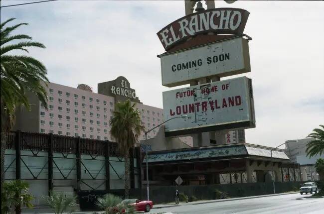 El segundo hotel del Strip conocido como El Rancho necesitaba urgentemente una actualización m ...