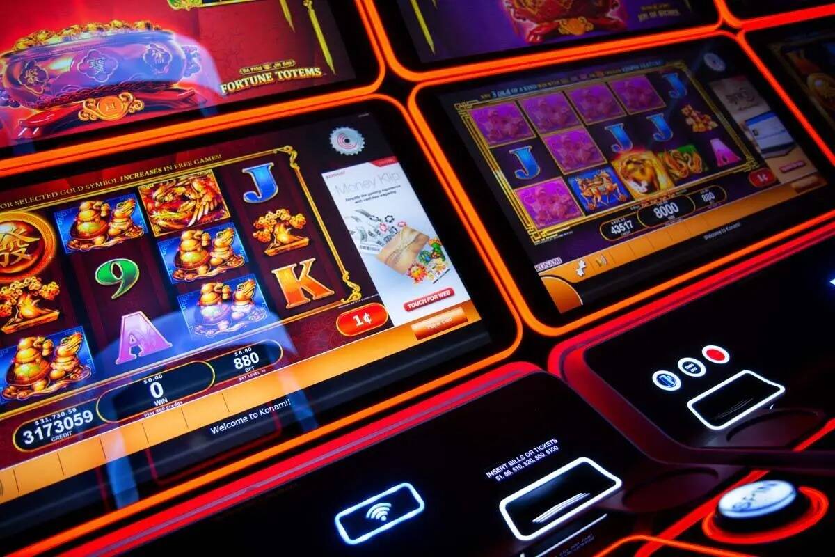 Administrado a través de SYNKROS® de Konami Gaming, Resorts World proporcionará la oportunid ...