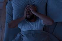 Se calcula que la apnea obstructiva del sueño afecta a entre 20 y 30 millones de personas en E ...